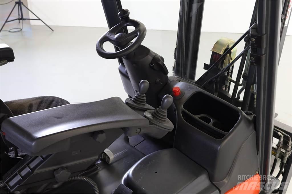 Linde E16L-01 Sähkötrukit
