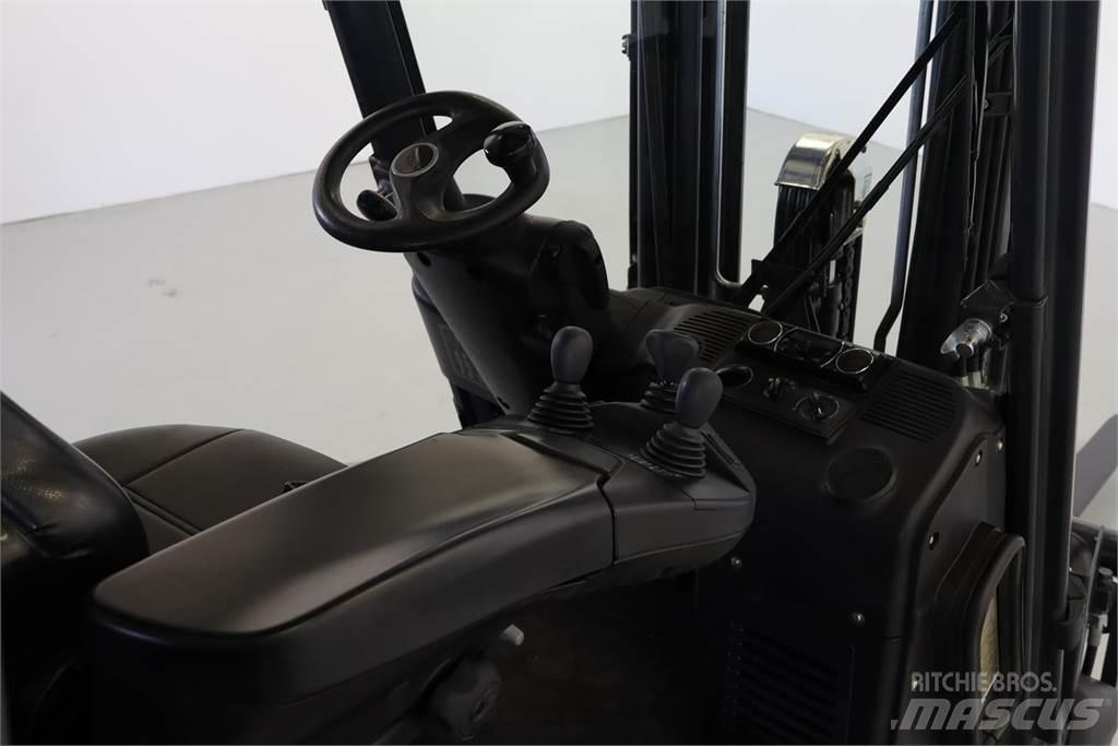 Linde H20T-01 Nestekaasutrukit
