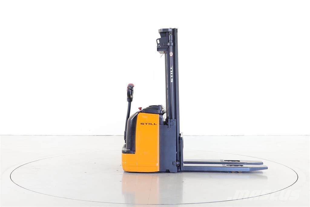 Still EGV20LB Käyden ajettavat pinoamistrukit