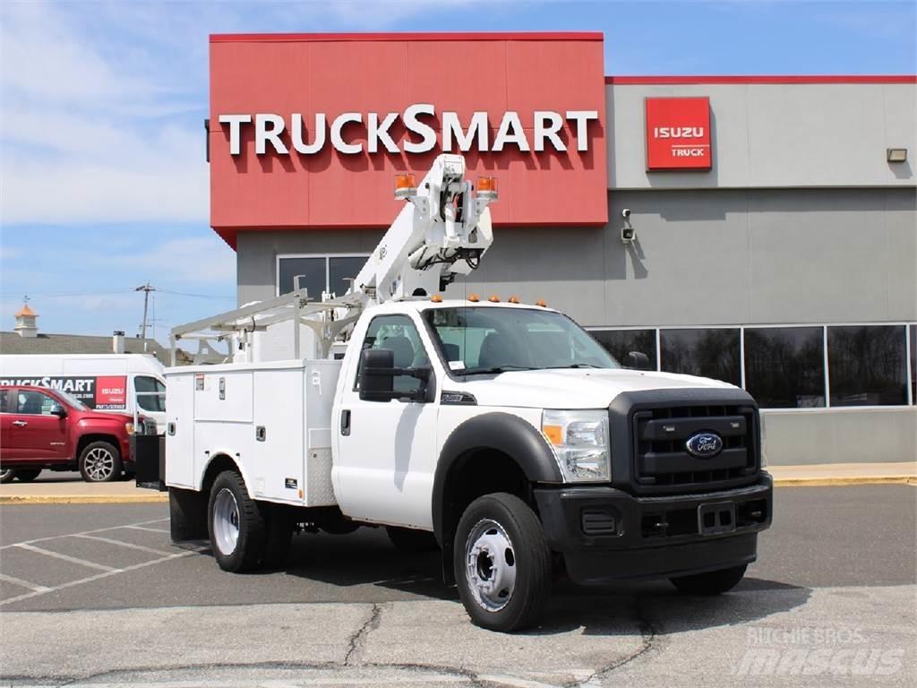 Ford F450 Tienhoitoautot