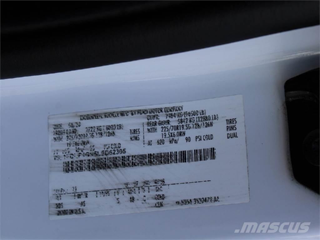 Ford F450 Umpikorikuorma-autot