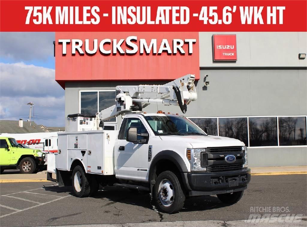 Ford F550 Nostolava-autot