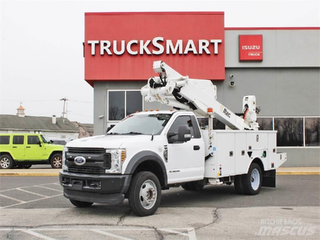 Ford F550 Nostolava-autot