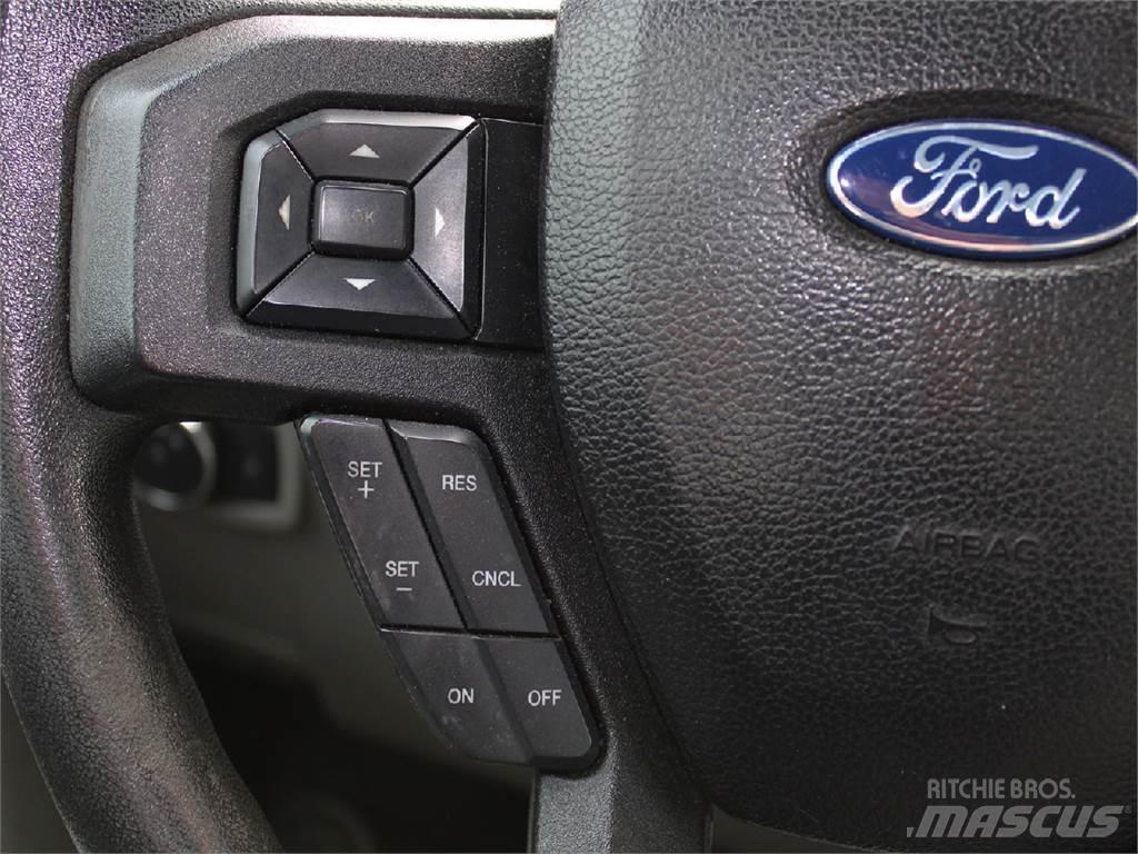 Ford F550 Nostolava-autot