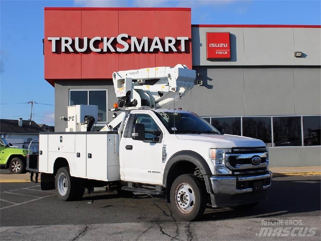 Ford F550 Nostolava-autot