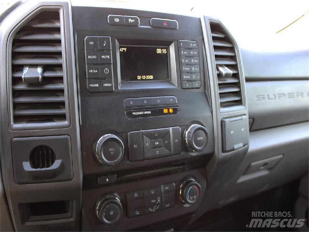 Ford F550 Hinausautot