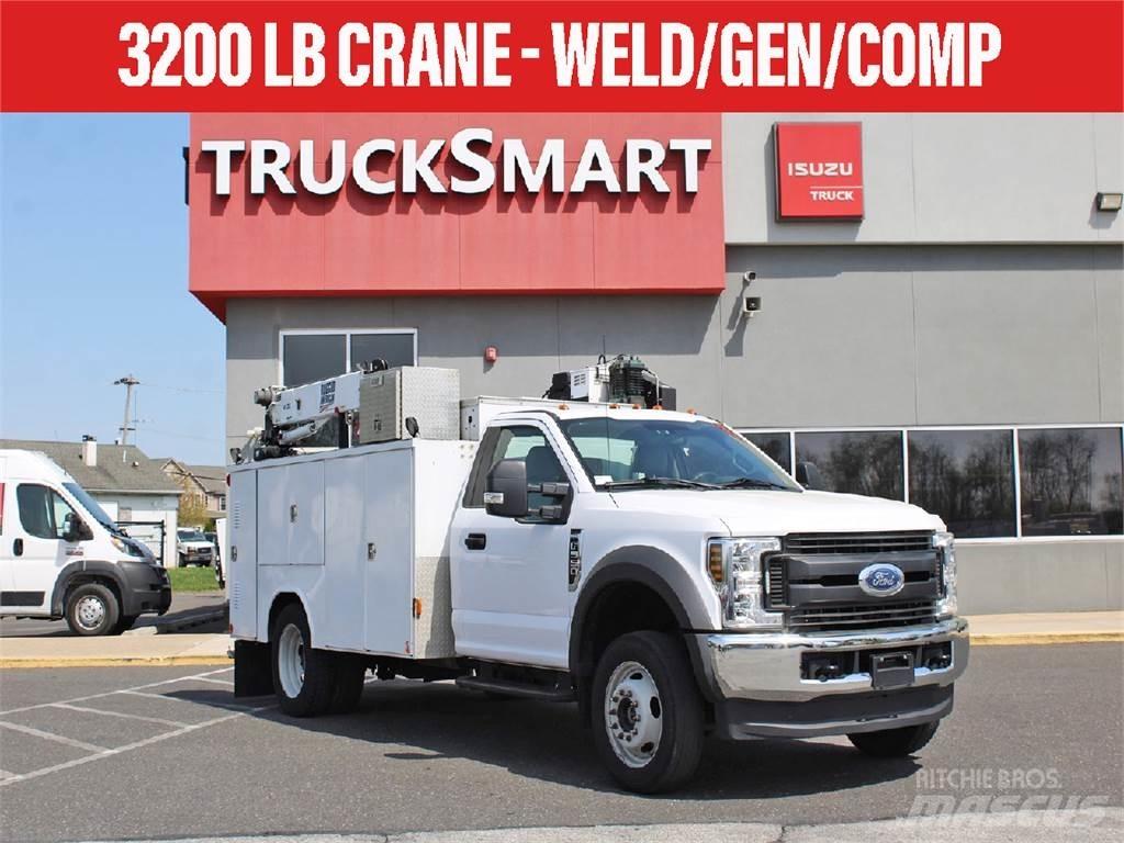 Ford F550 Nosturiautot