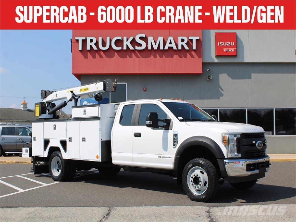 Ford F550 Nosturiautot