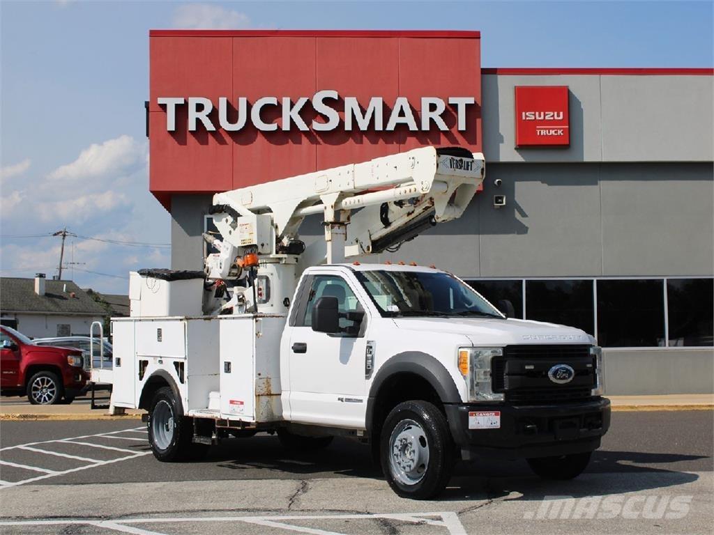Ford F550 Nostolava-autot