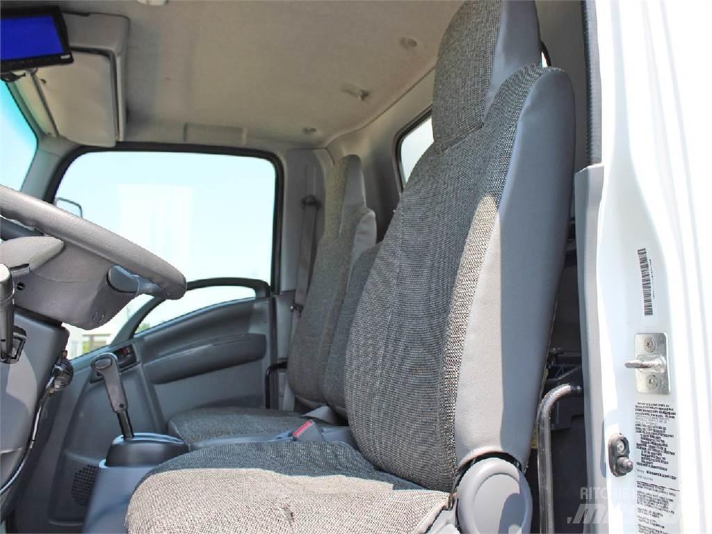 Isuzu NPR-HD Pakettiautot