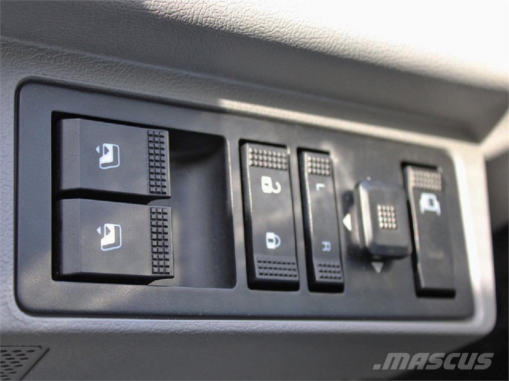 Mack MD6 Nosturiautot