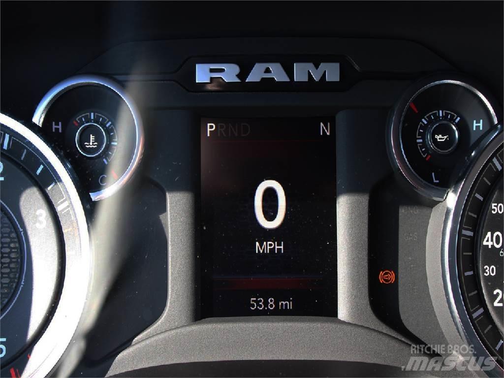 RAM 3500 Sora- ja kippiautot