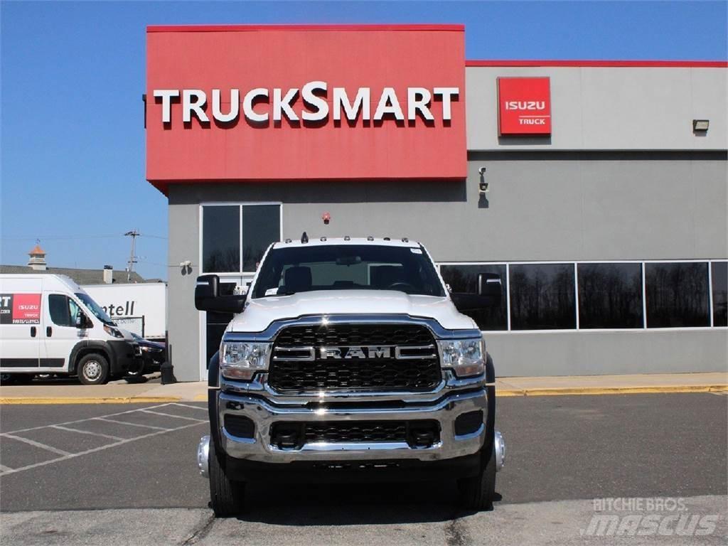 RAM 5500 Tienhoitoautot