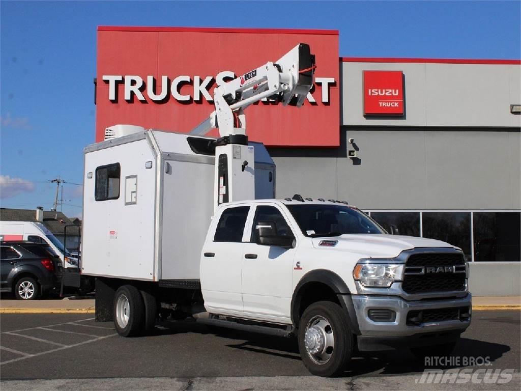 RAM 5500 Nostolava-autot