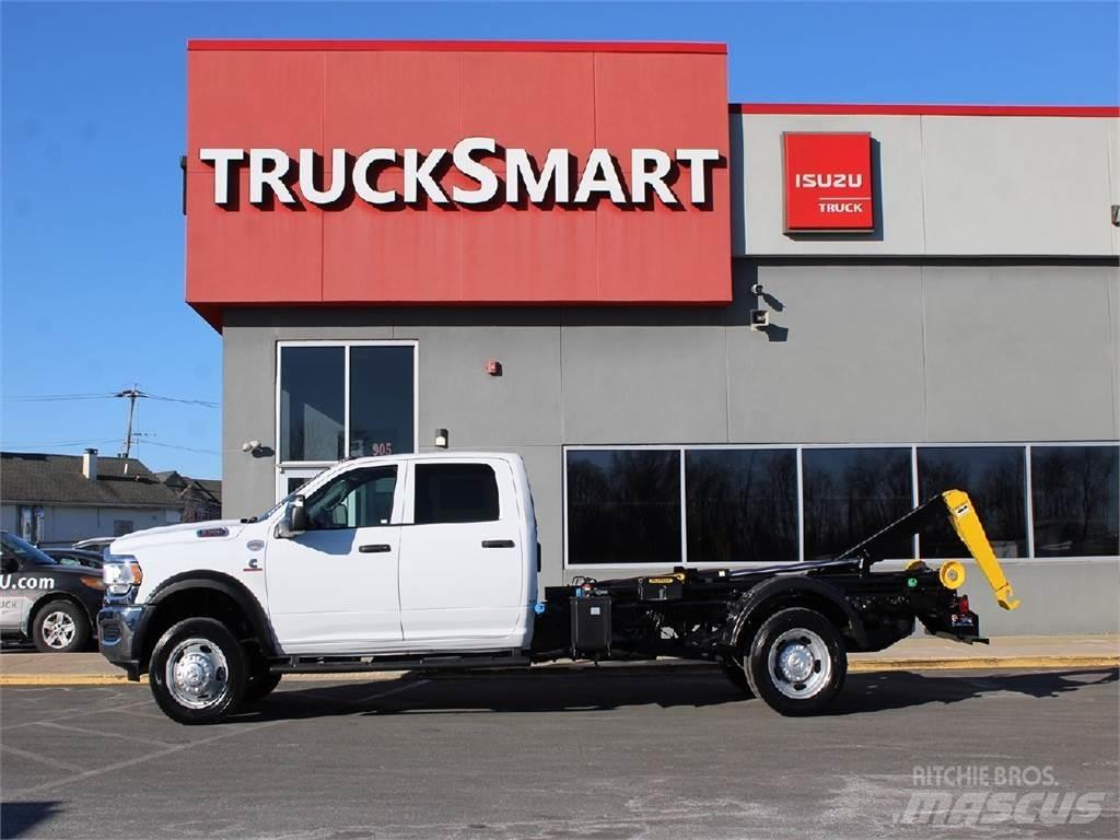 RAM 5500 Kontti-/tasonostoautot