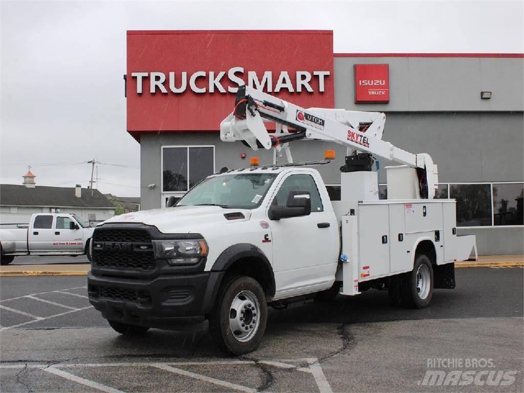 RAM 5500 Nostolava-autot