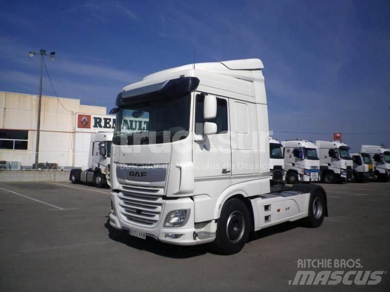 DAF XF530FT Vetopöytäautot