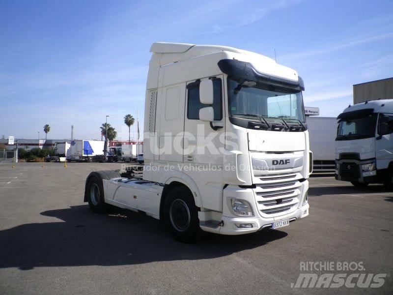 DAF XF530FT Vetopöytäautot