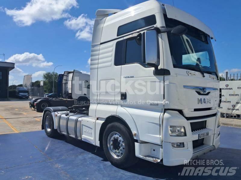MAN TGX 560 Vetopöytäautot