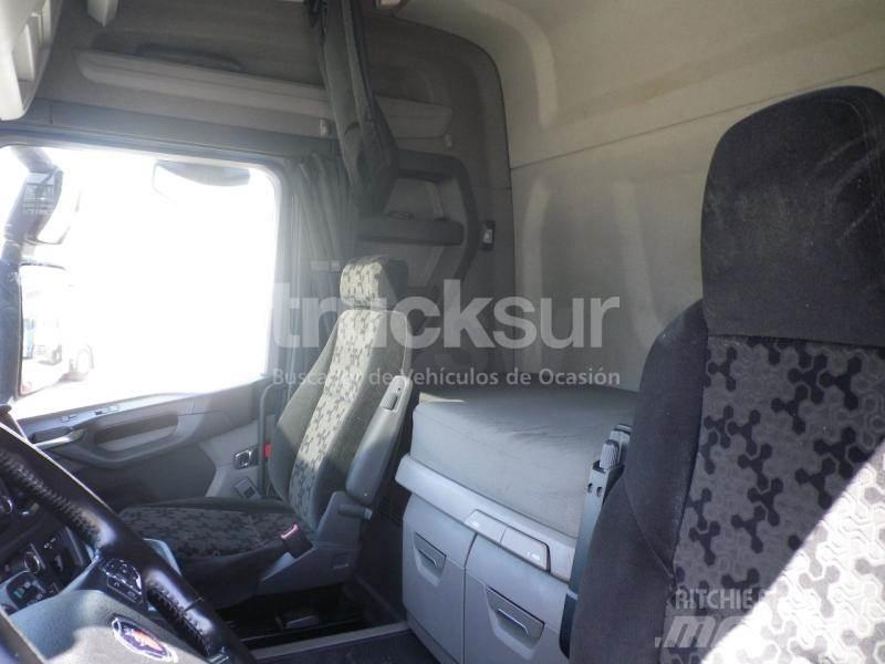 Scania R450 Vetopöytäautot