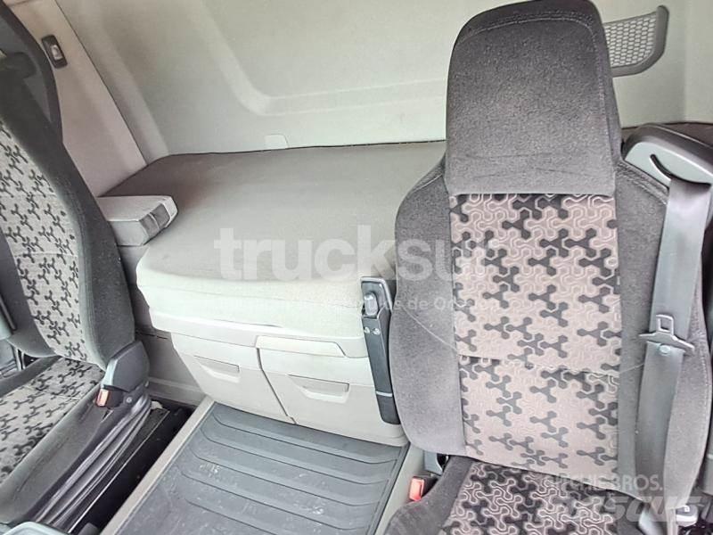 Scania R450 Vetopöytäautot