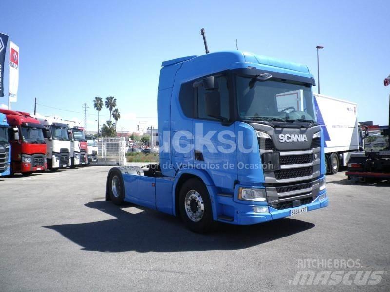 Scania R450 Vetopöytäautot