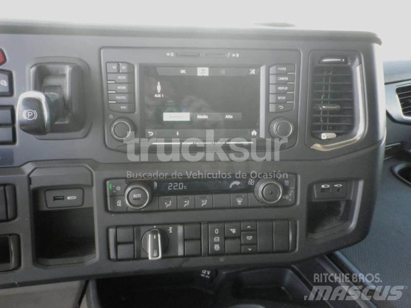 Scania R450 Vetopöytäautot