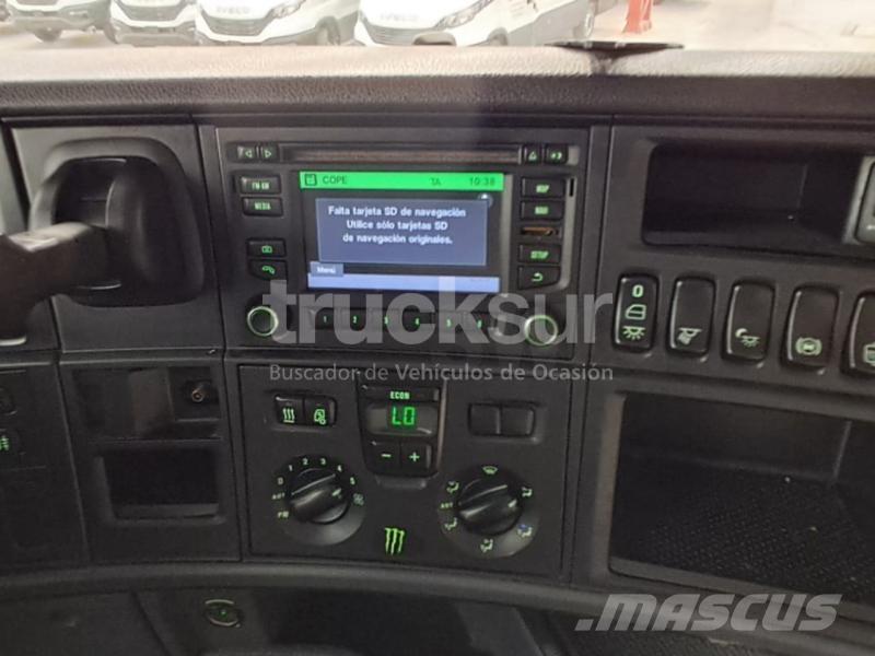 Scania R450 Vetopöytäautot