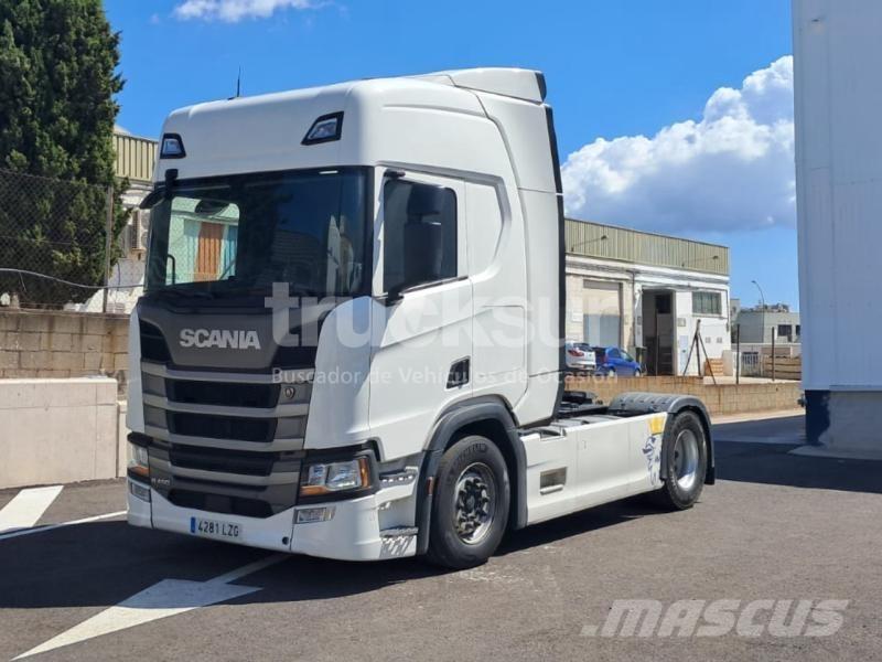 Scania R450 Vetopöytäautot