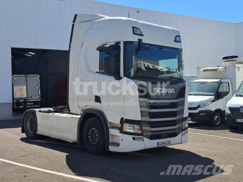 Scania R450 Vetopöytäautot