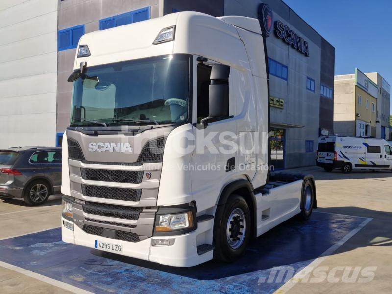 Scania R450 Vetopöytäautot