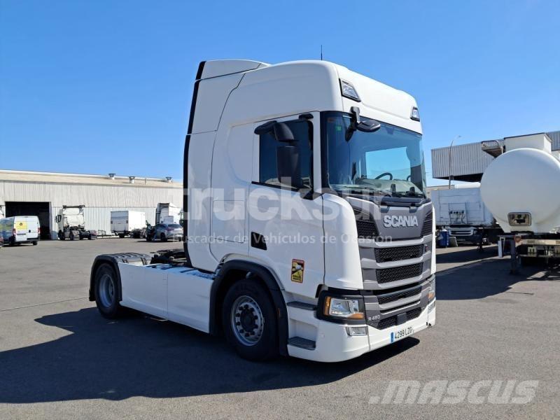 Scania R450 Vetopöytäautot
