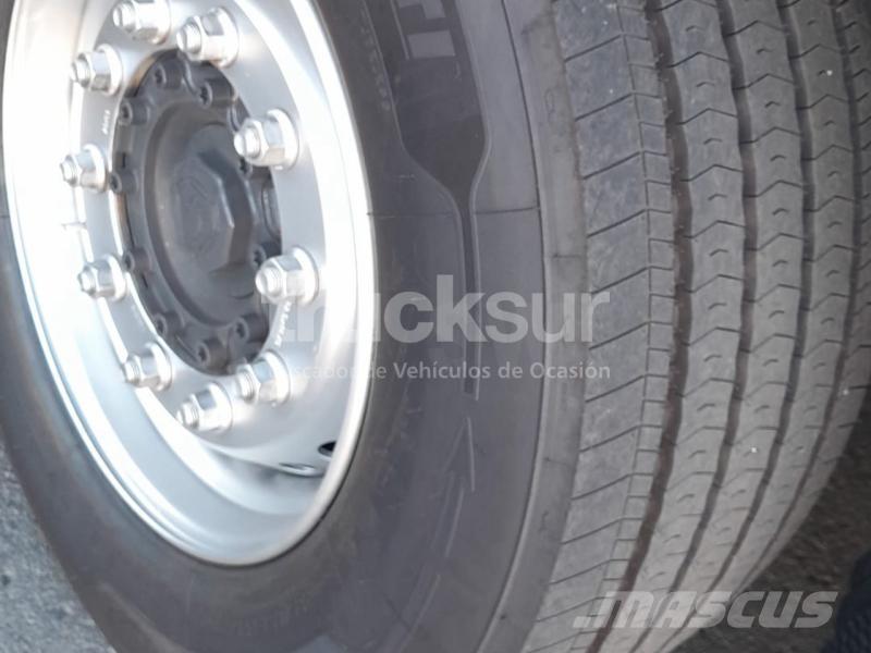 Scania R450 Vetopöytäautot