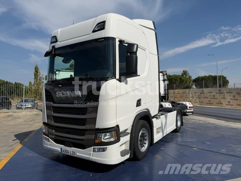 Scania R450 Vetopöytäautot