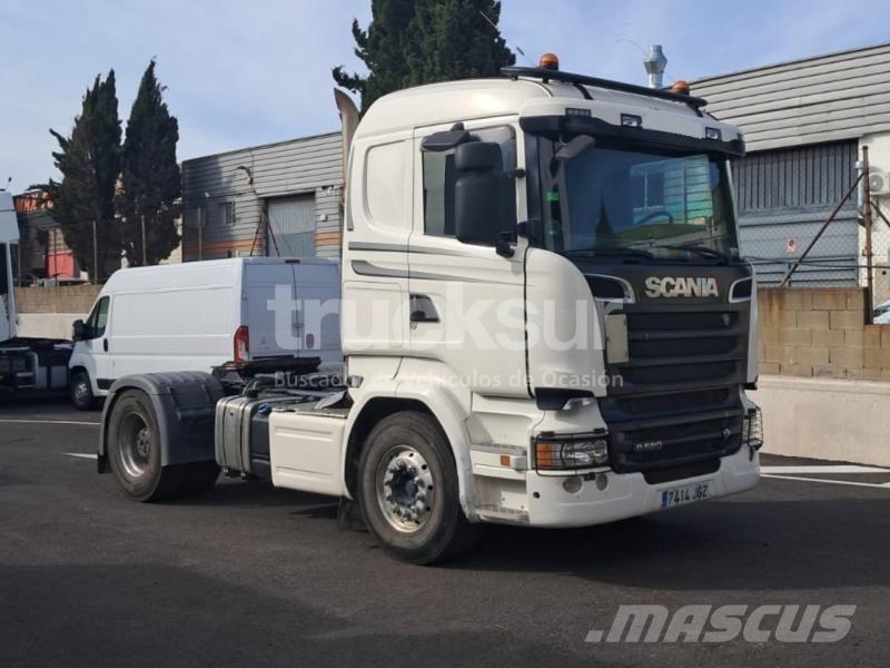 Scania R580 Vetopöytäautot