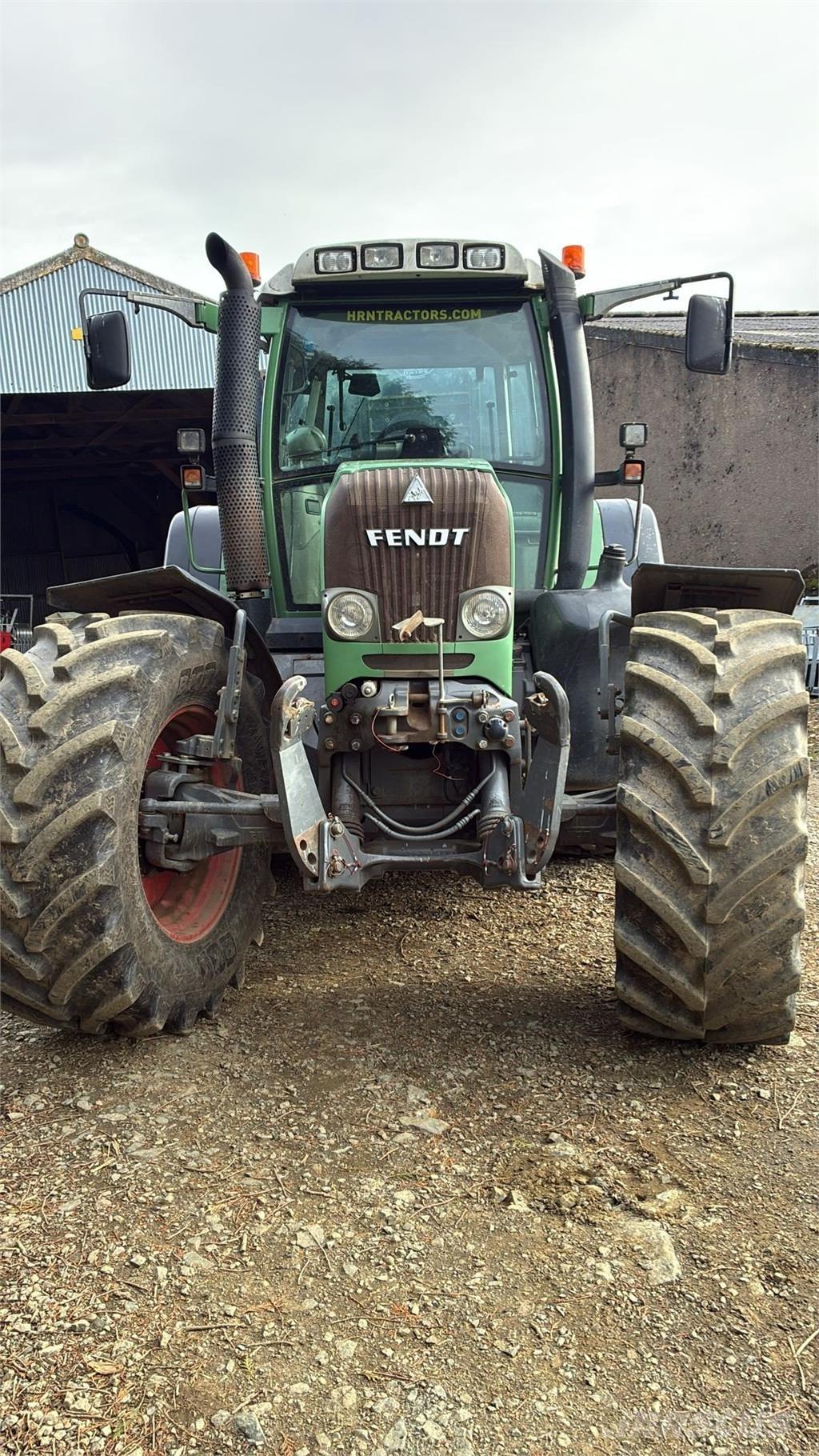 Fendt 718 Traktorit