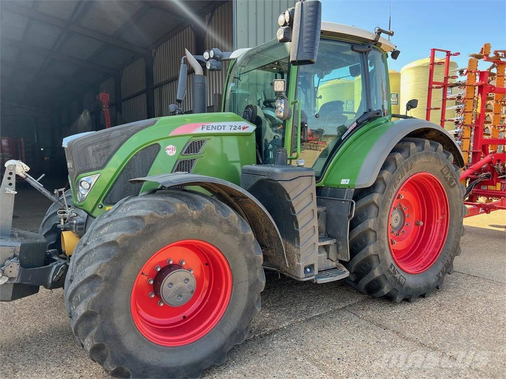 Fendt 724 Traktorit
