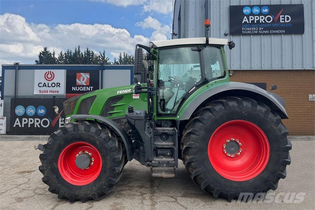 Fendt 824 Traktorit