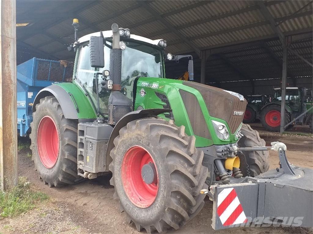 Fendt 828 Traktorit