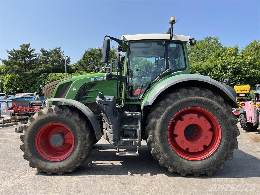 Fendt 828 Traktorit