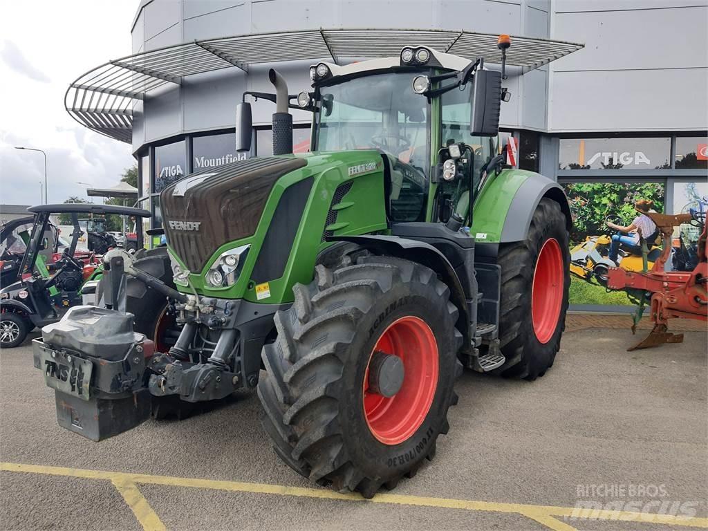 Fendt 828 VARIO S4 Traktorit