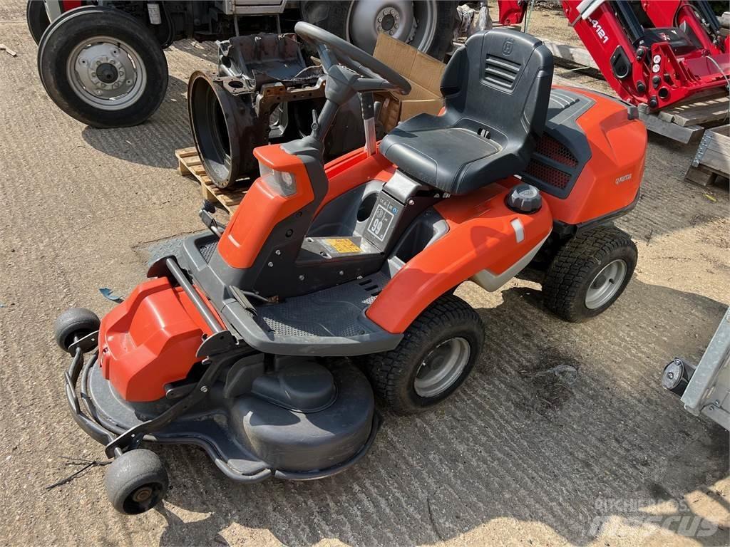 Husqvarna R216 Niittokoneet