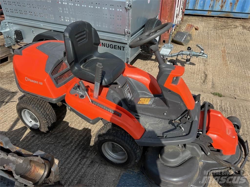 Husqvarna R216 Niittokoneet