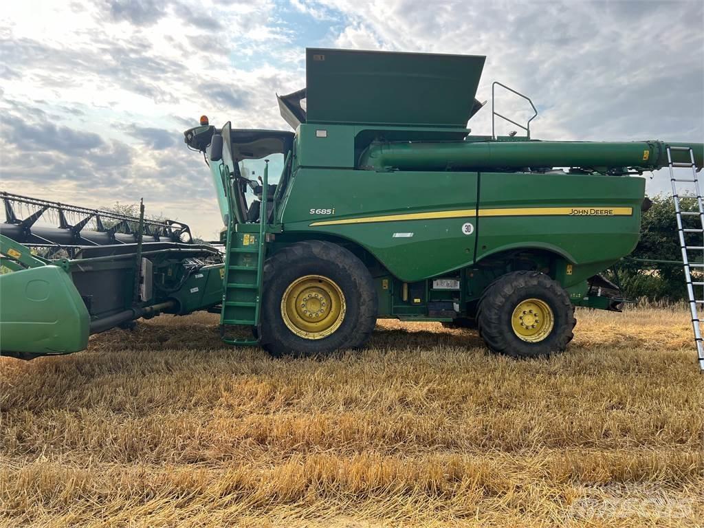 John Deere S685I Leikkuupuimurit