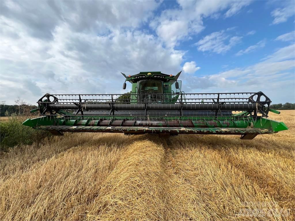John Deere S685I Leikkuupuimurit