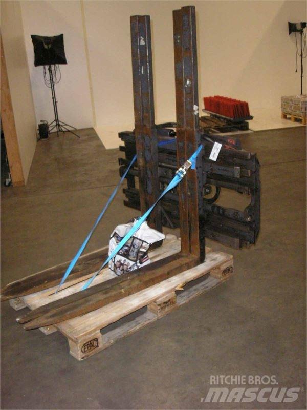 Kaup T409 Haarukat