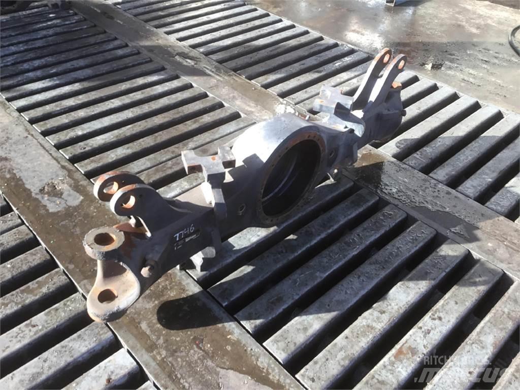 Demag AC 35 axle 2 Akselit
