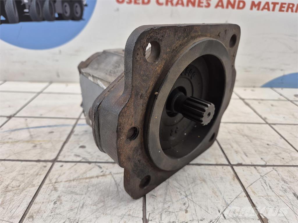  Gear pump Nosturien osat ja lisävarusteet