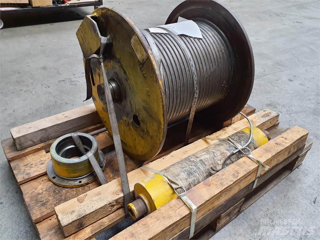 Grove GMK 3050 winch Nosturien osat ja lisävarusteet