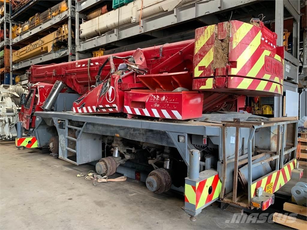 Grove GMK 3055 Mobiilinosturit